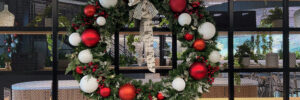 Holiday wreath décor in office